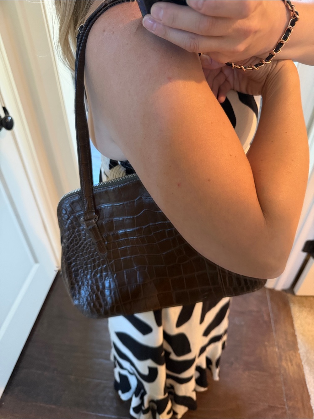 Monsac Brown Croc-Embossed Shoulder Bag - Picture 11 of 13